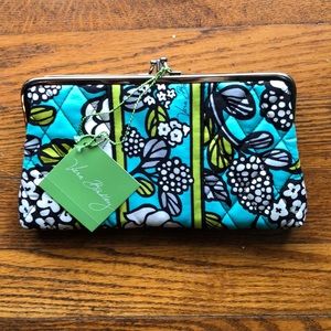 Vera Bradley Clutch Wallet Island Blooms
